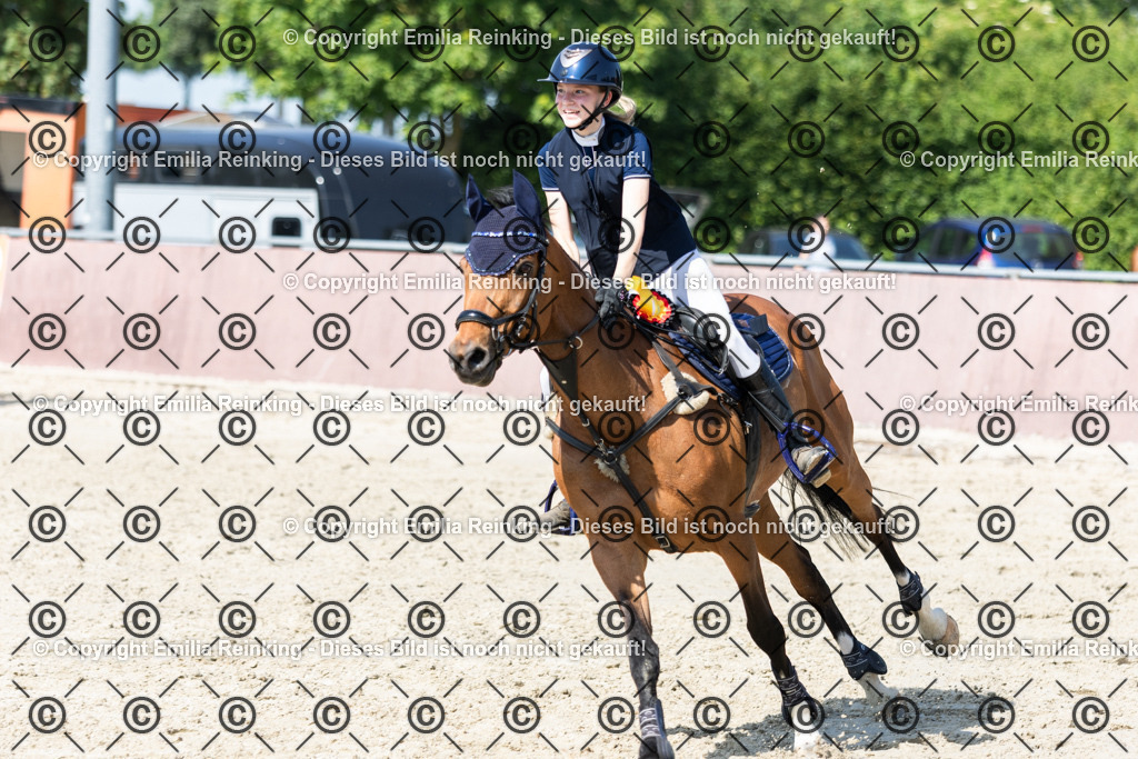 CL5A1093 | Emilia Reinking Fotografie - Realisiert mit Pictrs.com