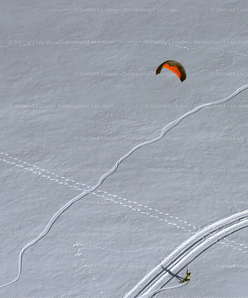 9300155 | Kitesnowsurfen bei Gehlberg am Rennsteig