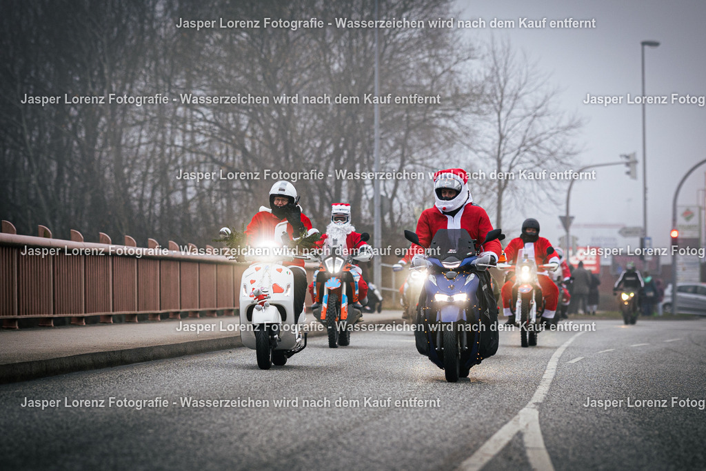 X-Mas Ride I Kiel I 2025 | Jasper Lorenz Fotografie - Realisiert mit Pictrs.com
