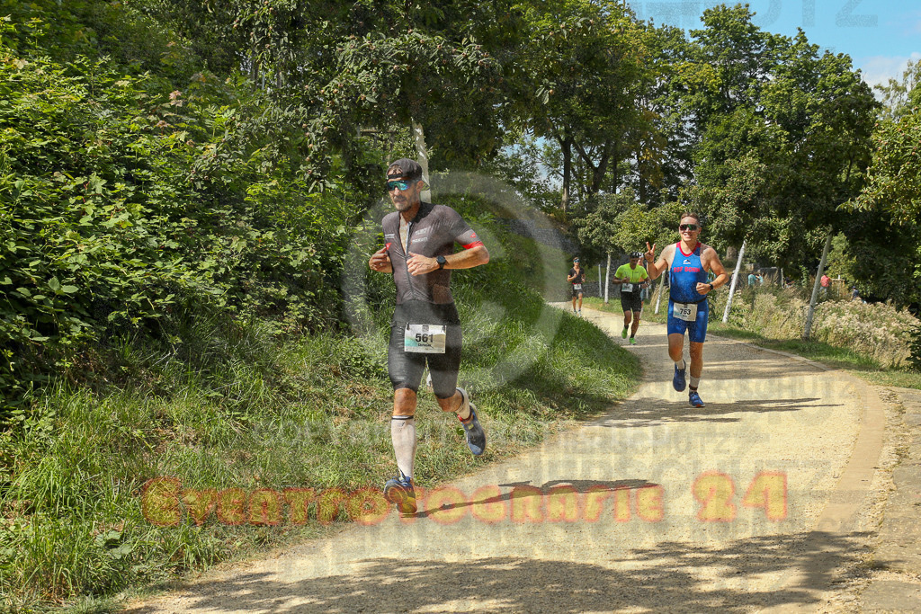 250824_1410_EX1_5257 | Sportfotografie im Rhein-Sieg Kreis, Köln, Bonn, NRW, Rheinland Pfalz, Hessen, etc. Unser Tätigkeitsfeld umfasst den Laufsport vom Volkslauf über den Marathon, Duathlon, Triathon bis zum Ultralauf wie Kölnpfad Ultra oder Schindertrail.