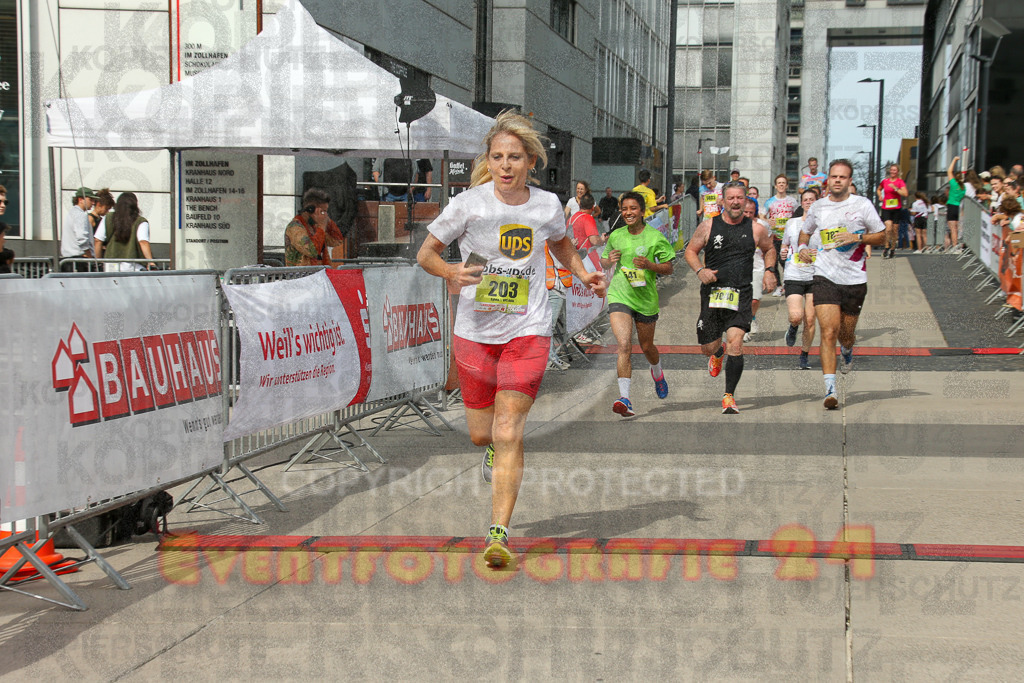 250920_1329_EX1_4950 | Sportfotografie im Rhein-Sieg Kreis, Köln, Bonn, NRW, Rheinland Pfalz, Hessen, etc. Unser Tätigkeitsfeld umfasst den Laufsport vom Volkslauf über den Marathon, Duathlon, Triathon bis zum Ultralauf wie Kölnpfad Ultra oder Schindertrail.