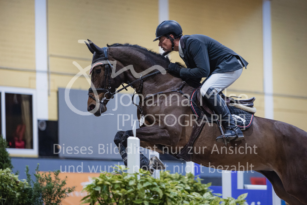 221216_Warstein_Youngster-M-421 | Deine schönsten Turniermomente als professionelle Fotos! Entdecke hochwertige Pferdesport-Fotografie im Online-Shop. Jetzt Fotos finden & bestellen!