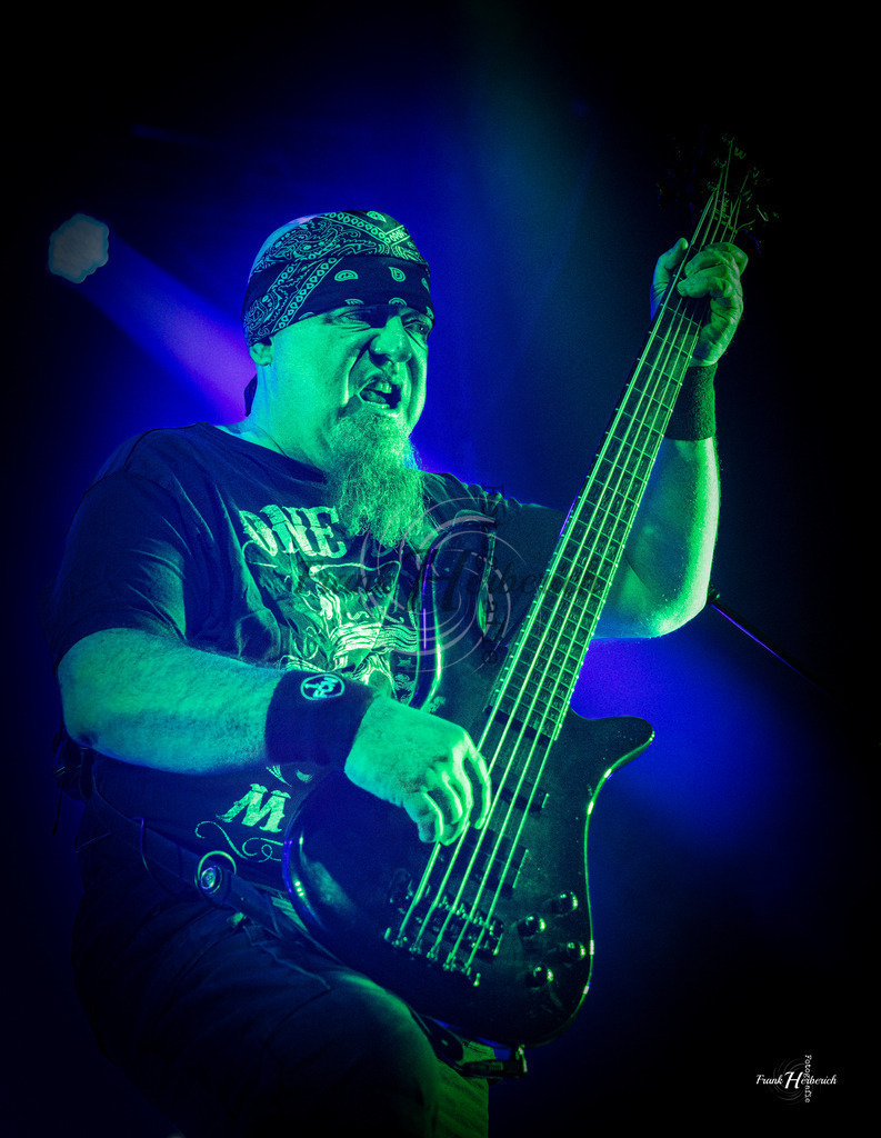 Justice Geiselwind 31.10.2025 | Frank Herberich Fotografie, Frank Herberich, Fotografie, Hochzeit, Portrait, St. Peter Ording, Ording, Westerhever, Nordsee, Frank Fotografie, Hardheim,  Odenwald,Walldürn, Band,Eventfotografie - Realisiert mit Pictrs.com