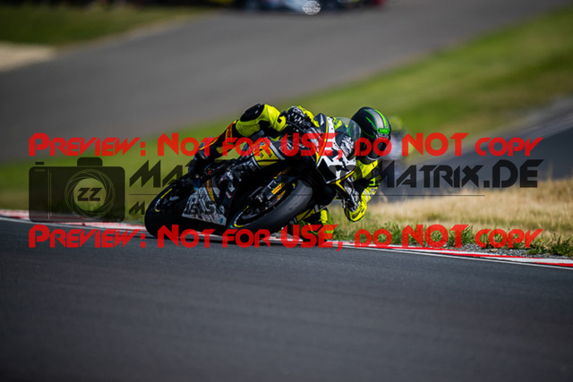 MaZZes_FotoMatrix_220723_7585 | PRO SUPERSTOCK