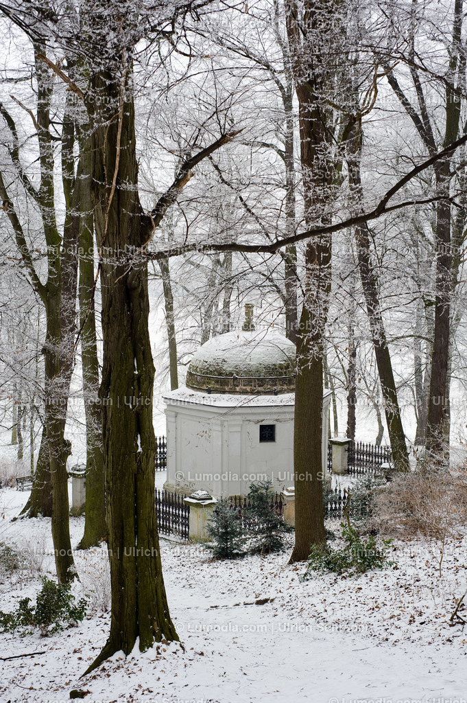00491-2116 - Spiegelsberge bei Halberstadt | Stockfoto und Bilderpool mit Bildmaterial aus Deutschland, dem Harz, Halberstadt, Quedlinburg, Wernigerode und weltweit. Qualitativ hochwertige und professionelle Fotos anschauen und kaufen. - Realisiert mit Pictrs.com