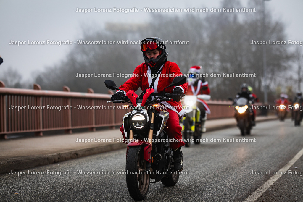 X-Mas Ride I Kiel I 2025 | Jasper Lorenz Fotografie - Realisiert mit Pictrs.com