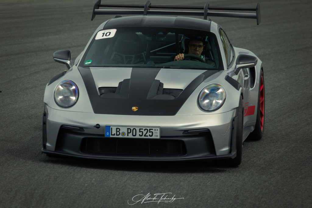 R6AT2203 _Alexander Tschuncky | Entdecken Sie die faszinierende Welt von Alexander Tschuncky Arts: Kreative Fotografie, atemberaubende Automobilkunst und hochwertiger Bilderdruck. Lassen Sie sich inspirieren! - Realisiert mit Pictrs.com