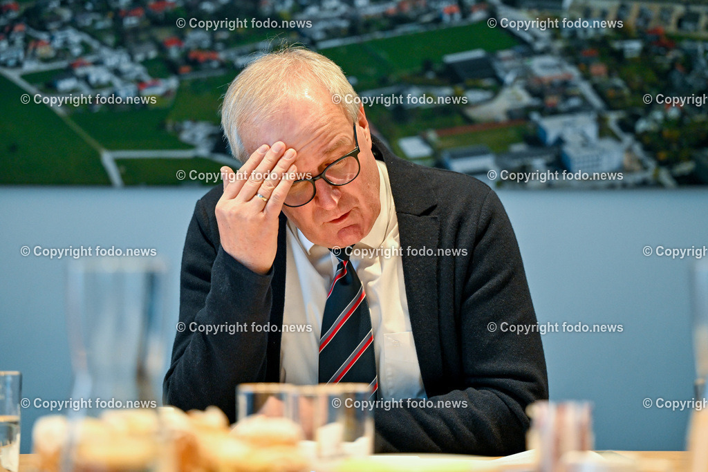Pressekonferenz Bgm. Freistadt_ 18.12.2023-19 | 18.12.2023, Freistadt, AUT, Pressekonferenz Bgm. zur Bilanz im Bild Christian Gratzl (SP, Bgm. Freistadt)