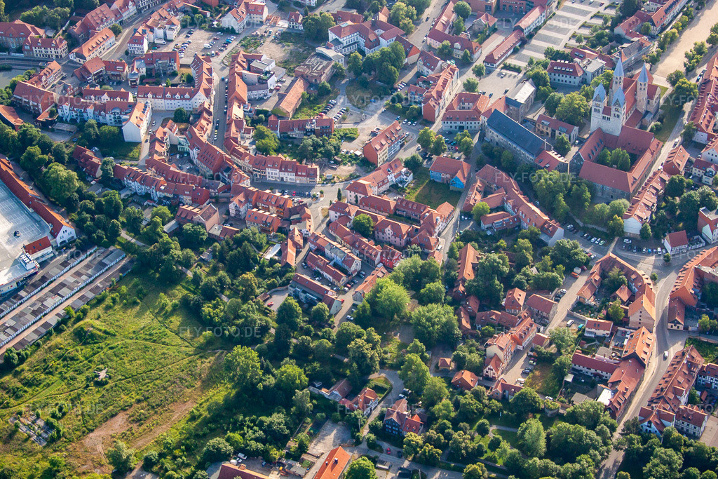 Luftbild: Liebfrauenkirche in Halberstadt im Bundesland Sachsen-Anhalt in Deutschland. Foto: IMG_58386.jpg vom 30.06.2013 durch Werner Riehm/FLY-FOTO.de