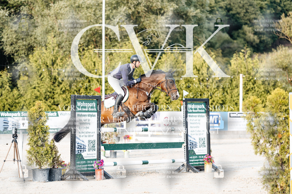 CK900865 | Turnierfotografie Pferdefotografie Trier Rheinland-Pfalz Pferdesport Reitsport Tierfotografie Sportfotografie Pferdevideo Pferdevideografie Equestrianvideography equestrianphotography  - Realisiert mit Pictrs.com
