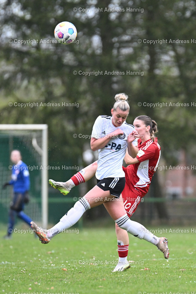 Fußball I Frauen I Saison 2024-25 I Oberliga I FC Jesteburg-Bendestorf - SpVg Aurich Frauen I 13.4.2025 | a-hannig - Realisiert mit Pictrs.com