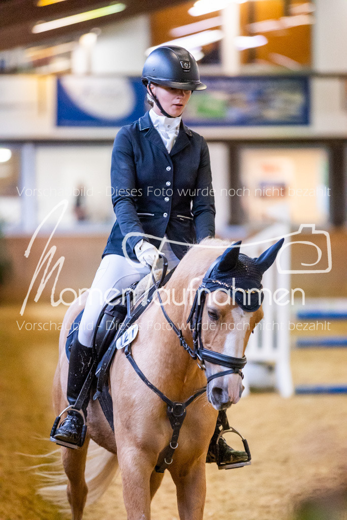 Sth-KombDreSpr-031 | MomenTaufnahmen Pferdesportfotos