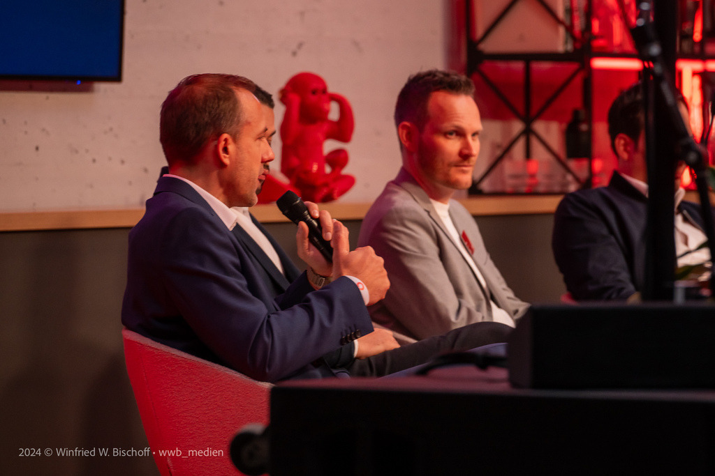 wwb_2202 | <Fotografie> <Video> <Film> <Winfried Bischoff> - Realisiert mit Pictrs.com