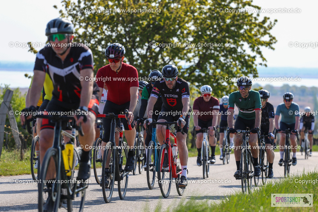 IMG_1554 | @sportshot_your_pictrs #yourpictures#roadtowm2029 #nrm #neusiedlerseeradmarathon #neusiedlersee #neusiedlerseetourismus #burgenland #mörbisch #nrm26 #burgenlandtourismus #voglundco #poweredbyburgenlandtourismus #radsport #rad #marathon #ucigranfondo #visitburgenland #ucigranfondoworldseries