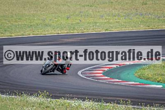 spof8955 | Professionelle Fotos von Sportveranstaltungen, aber auch Hochzeiten und anderen Events. - Realisiert mit Pictrs.com