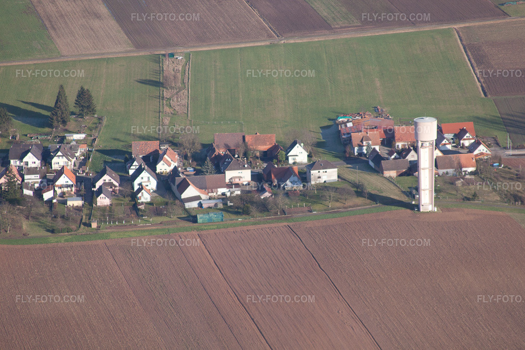Aerial view: Water tower in Schleithal in the state Bas-Rhin, France. – Photo: IMG_48490.jpg taken on 12/11/2011 by Werner Riehm/FLY-FOTO.com – Resolution of the original: 4752 x 3168 px