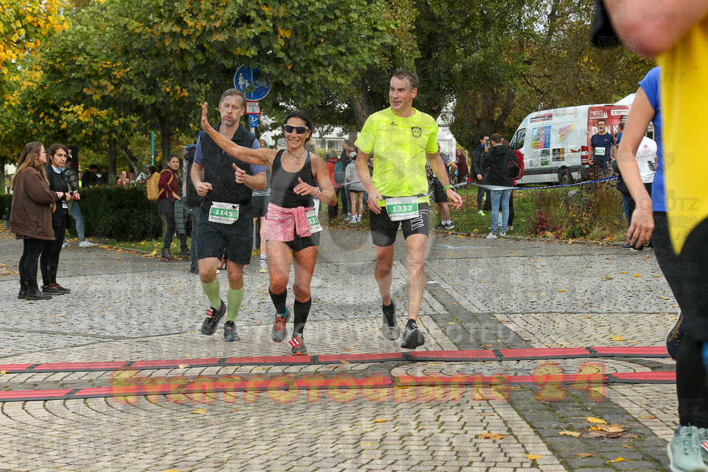 241020_1111_EX1_1378 | Sportfotografie im Rhein-Sieg Kreis, Köln, Bonn, NRW, Rheinland Pfalz, Hessen, etc. Unser Tätigkeitsfeld umfasst den Laufsport vom Volkslauf über den Marathon, Duathlon, Triathon bis zum Ultralauf wie Kölnpfad Ultra oder Schindertrail.
