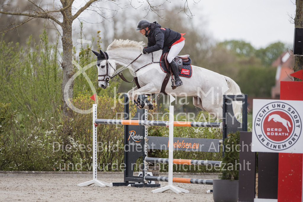 230427_HofSosath_2Ph-M2St-157 | Deine schönsten Turniermomente als professionelle Fotos! Entdecke hochwertige Pferdesport-Fotografie im Online-Shop. Jetzt Fotos finden & bestellen!