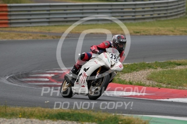 2024_05_18_PBK_34304 | Sportfotografie; SlowMotion; Video; Rennstrecke; Hafeneger; Speer; Racing; RSE; BMW; CBO; Trackday; Motorsportarena; Hockenheimring; Brno; Most; Barcelona; Valencia