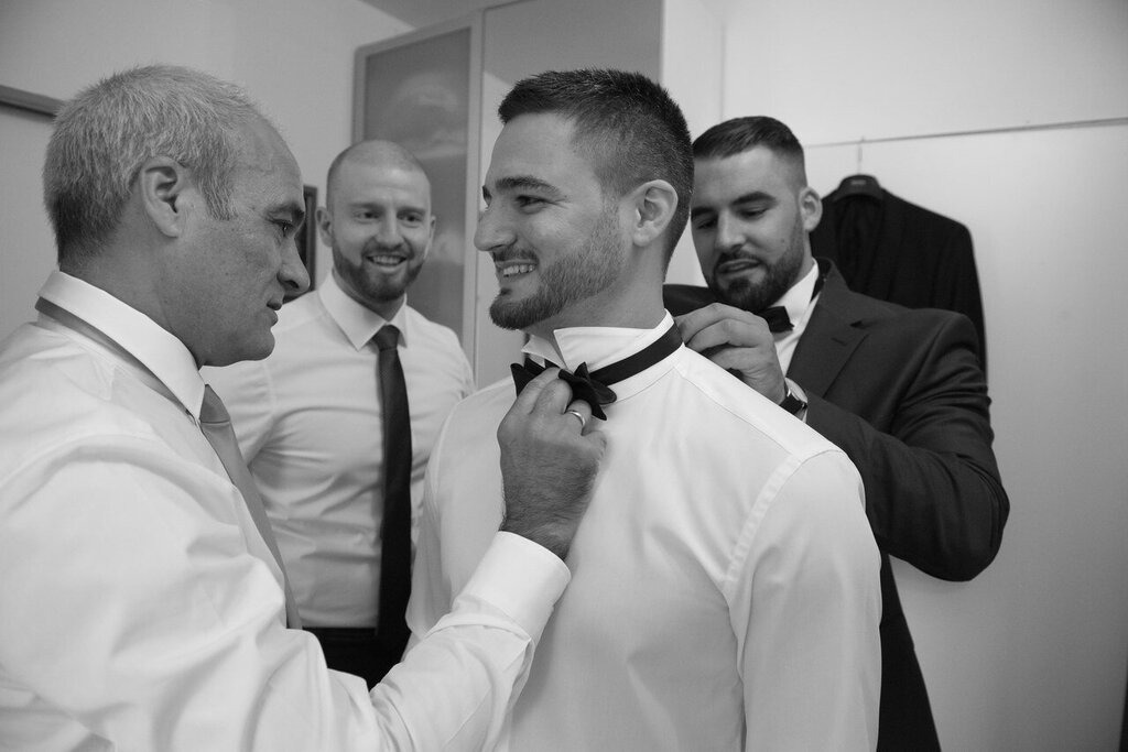 Get_Ready_Hochzeitsfotos_060 | Mein Name ist Arkadius. Ich fotografiere Ihre Hochzeit in Frankfurt und im Umkreis von 200 km. Als Fotograf bin ich noch bekannt im Bereich Business- und Modefotografie.