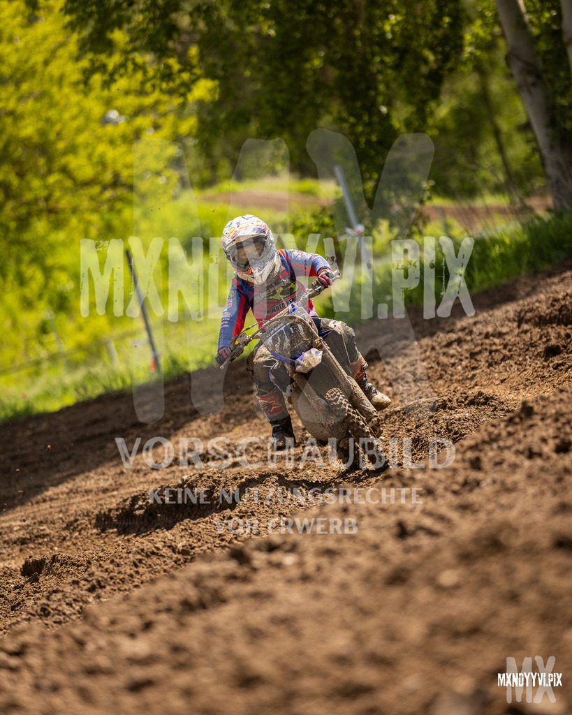 866A7010 | mxndyyvipix