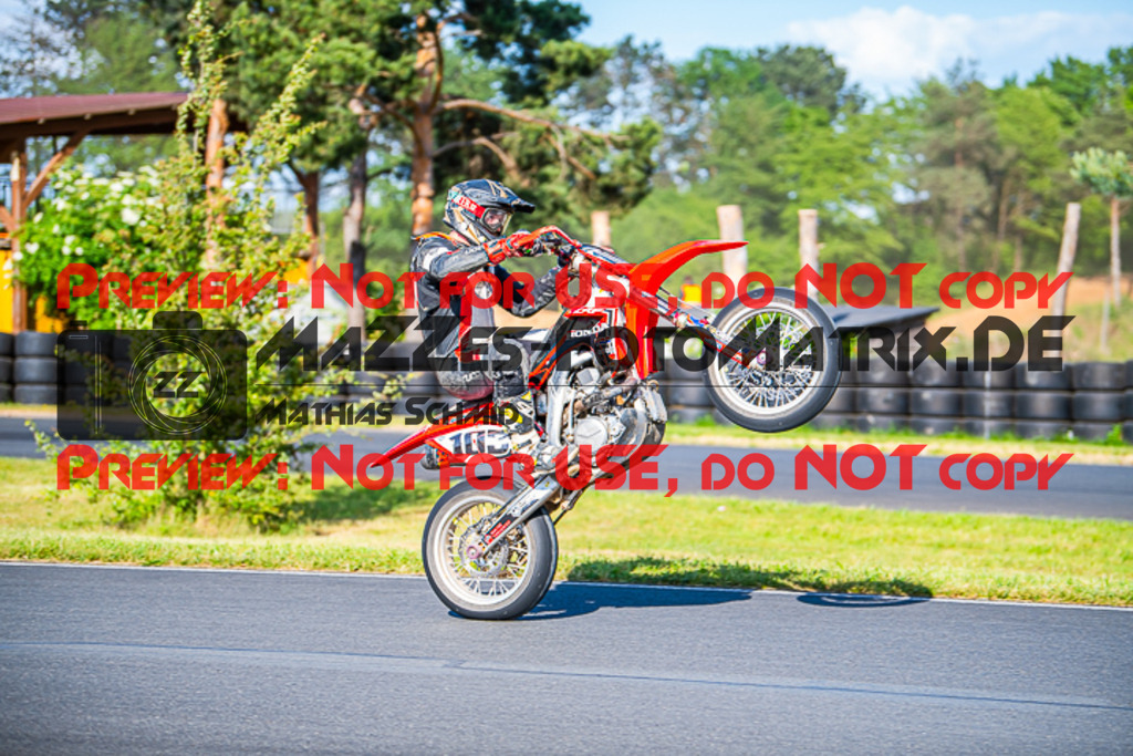 MaZZes_FotoMatrix_220528_6155 | Fotograf Mathias Schmid
Sportfotograf,
Eventfotograf,
Hochzeitsfotograf,
Portraitfotograf