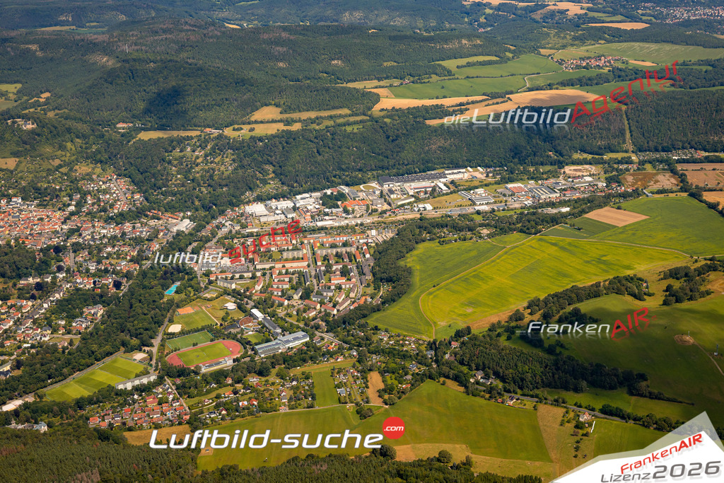 Das Luftbild zeigt :  Bad Blankenburg - Die Luftaufnahme wurde 2024 vom UL-Flugzeug aus erstellt ( keine Drohne ) - Hochauflösende Luftaufnahme - Für grossformatige Ausdrucke geeignet. Die Geschenkidee !Mit Lizenz und Bildrechte bestellbar