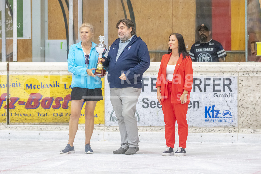 Dameneishockey | Dameneishockey, U18 Turnier am 31.08.2024 in Spittal (Eis-Sport-Arena - Sportzentrum Spittal), Austria, (Photo by Ernst Krawagner sport-fan.at) - Realisiert mit Pictrs.com
