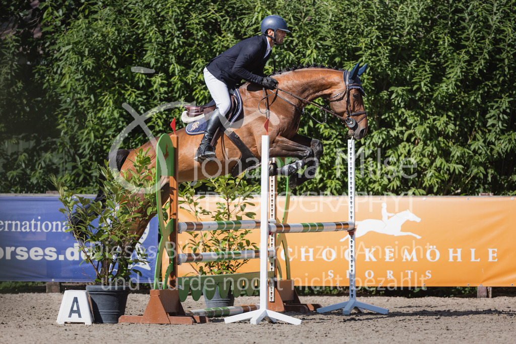 220705_Mühlen_SprPf-A2-228 | Late Entry Mühlen
05.07.2022
02 Springpferde-A**, 4-6jährige Pferde