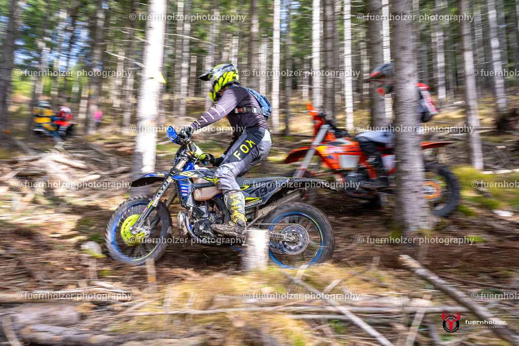 fuernholzer_251026-C1-395 | Fotografische Impressionen von der Red Stag Enduro Extreme by fuernholzer-photography.com. Endurosport in Österreich fotografisch festgehalten von fuernholzer. Auftragsfotografie für Private, Gewerbefotos und Industriefotografie. Eventfotografie, Sportfotografie und Motorsportfotografie. Anbieter von Fotoworkshops, Fototraining, fotografischen Vorträgen und Fotoseminaren.