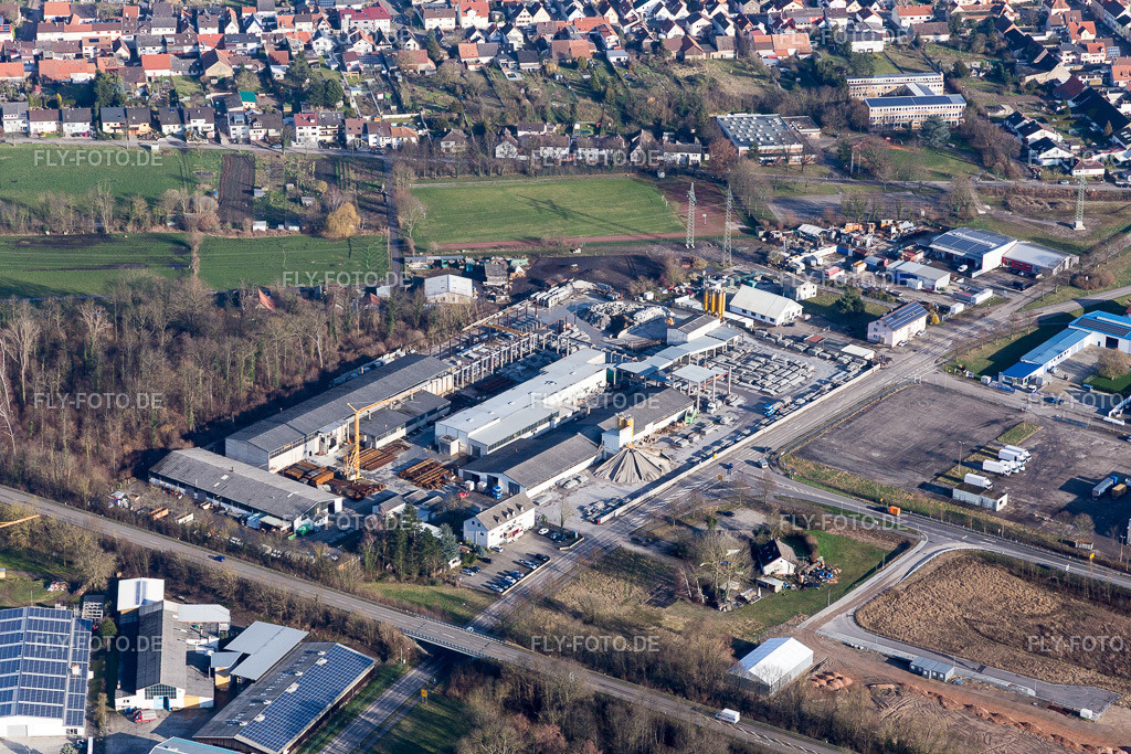Industriegebiet, Schneider Betonfertigteilewerk | Luftbild: Industriegebiet, Schneider Betonfertigteilewerk im Ortsteil Huttenheim in Philippsburg im Bundesland Baden-Württemberg in Deutschland. Foto: IMG_104772.jpg vom 16.02.2018 durch Werner Riehm/FLY-FOTO.de - Realisiert mit Pictrs.com