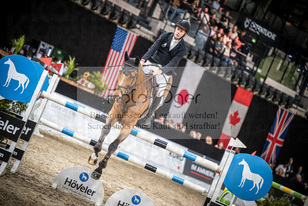 DOS_1277 | Entdecke hochwertige Reitturnierfotos von Foto Oger. Professionell, emotional und authentisch – jetzt Lieblingsmomente im Shop bestellen.Deutschlandweite Turnierfotografie. - Realisiert mit Pictrs.com