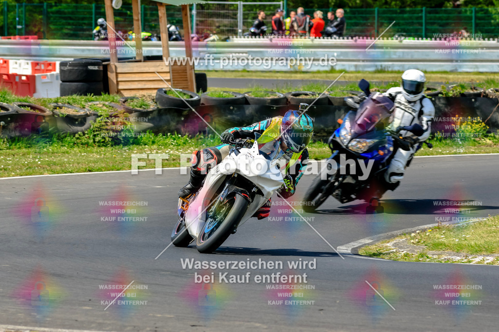 _OTO2097 | Hier findet Ihr Bilder von Touristenfahrten auf der Nürburgring Nordschleife oder von anderen Veranstaltungen die ich besucht habe. Viel Spass beim Durch Schauen 