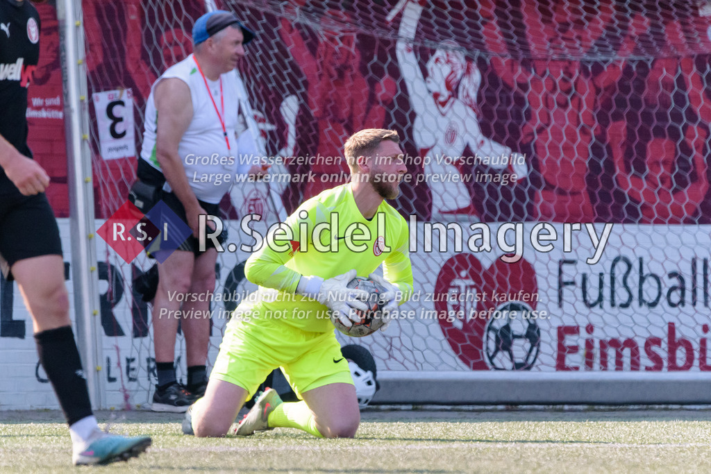 Fußball, Saison 2022/23, Aufstiegsrunde Regionalliga Nord, Eimsbütteler TV - FC Kilia Kiel, ETV-Sportzentrum Hoheluft (Hamburg), 04.06.2023, 2. Spieltag | Jo-Daniel Krohn (#41, ETV, Torwart)