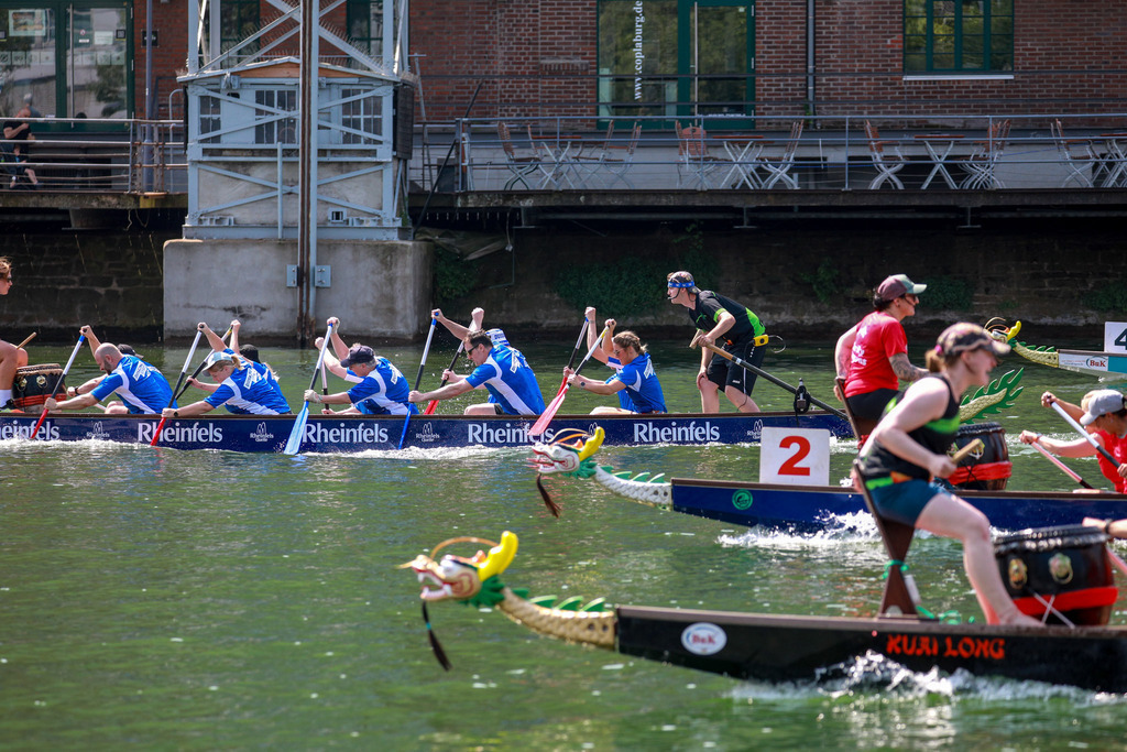 Drachenboot-Regatta_Duisburg140625_41 | Bildergalerie von Sport-Ereignissen aber auch von weiteren spannenden Dingen - nicht nur vom Niederrhein. In Anlehnung an den bekannten Spruch von Hanns Dieter Hüsch heißt das Motto: "Niederrhein ist überall".  - Realisiert mit Pictrs.com