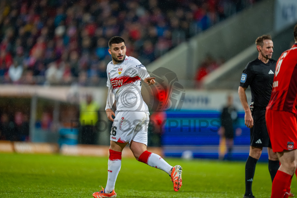 1. FC Heidenheim vs. VfB Stuttgart, Fussball, 1. Bundesliga, 23. Spieltag, Saison 2025/2026, 22.02.2026 | Deniz Undav (VfB Stuttgart, #26),1. FC Heidenheim vs. VfB Stuttgart, Fussball, 1. Bundesliga, 23. Spieltag, Saison 2025/2026, 22.02.2026Foto: photosbyphips/Philip Ziegler