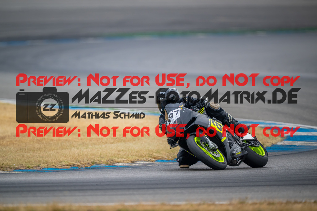 MaZZes-Fotomatrix-20260809-580292 | R1