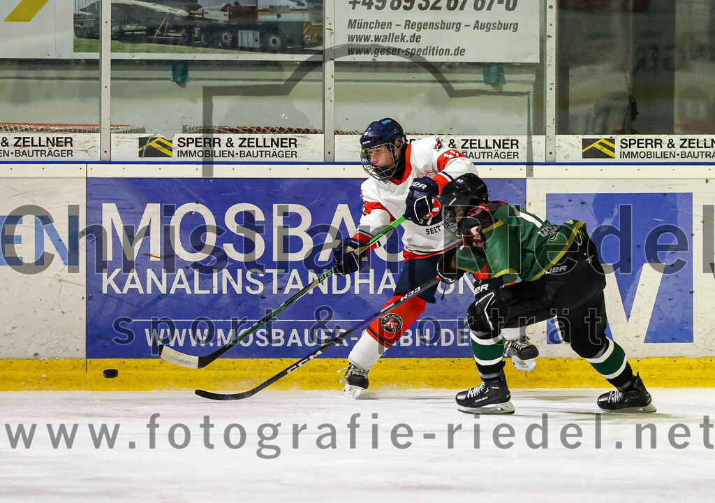 2022-12-04_059_TSV_Erding_gegen_EHC_Klostersee | Erding, Deutschland, 04.12.2022:
Eishockey, Bayernliga U17 2022 / 2023, 11. Spieltag, TSV Erding gegen EHC Klostersee, Endergebnis: 3:5

Foto: Christian Riedel / fotografie-riedel.net