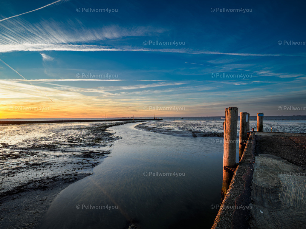 _9240038 | Pellwormer Bilder und Fotos als Poster, auf Leinwand mit Keilrahmen, hinter Acrylglas, auf Alu-Dibond oder Forex-Platte und vieles mehr. Zum verschenken, für die Ferienwohnung oder für zu Hause. - Realisiert mit Pictrs.com