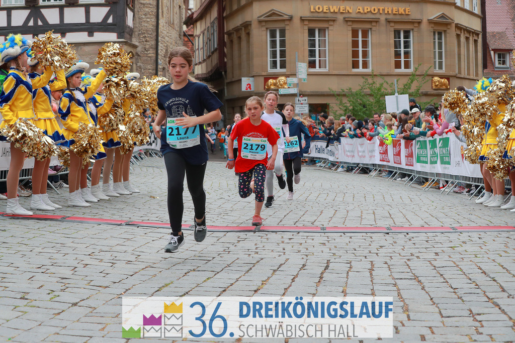 AOK Junior Cup 400m | 3Königslauf 2022 AOK Junior Cup 400m - Realisiert mit Pictrs.com