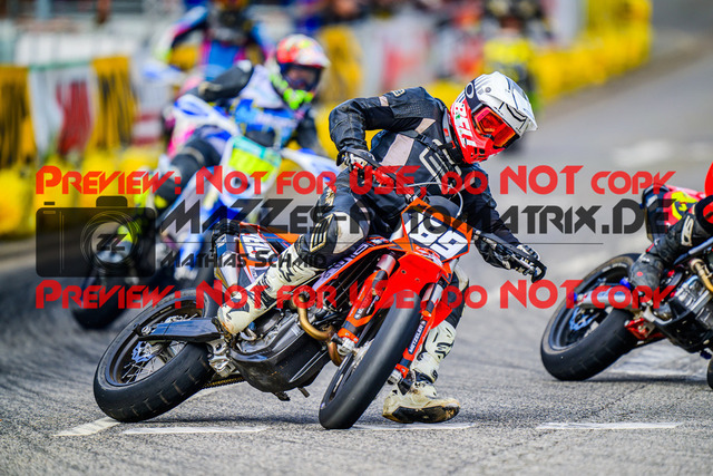 MaZZes_FotoMatrix_240817_6007705_5432 | S2