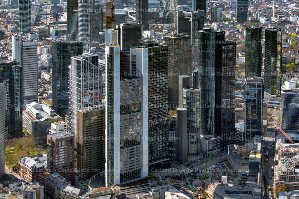 4020557 | Skyline Frankfurt am Main
