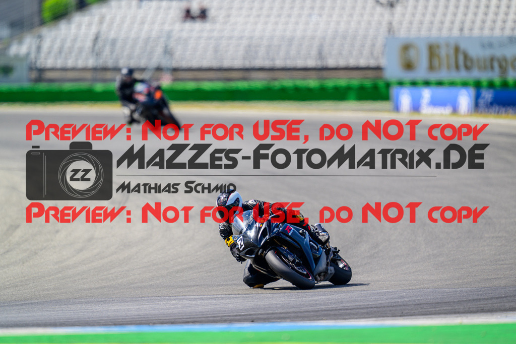 MaZZes_FotoMatrix_240615_6007705_4490 | ROT