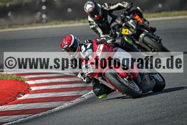pube3834 | Professionelle Fotos von Sportveranstaltungen, aber auch Hochzeiten und anderen Events. - Realisiert mit Pictrs.com