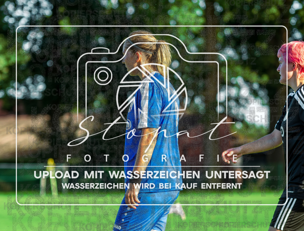 SGFMTV-1001 | Janina Behrendt (MTV Soltau II #02) beim Damen Kreisliga HK/CE Spiel zwischen SG Fulde und MTV Soltau 2 im Fulder Zentralstadion, Fulde (Simon Paul Stopat) - Realisiert mit Pictrs.com