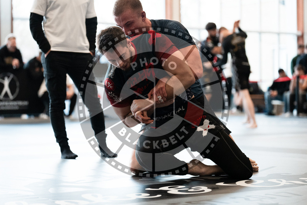 20251129PBB7871 | Fighters compete during the luta livre competition ILLCS XI winter edition on November 29, 2025 in Hannover, Germany.