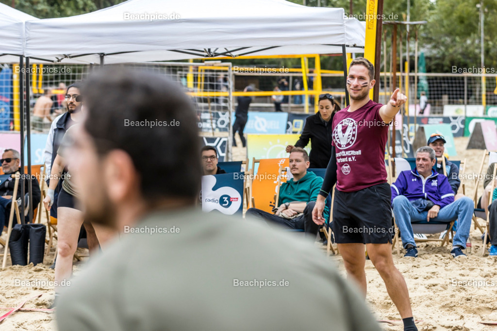 2025-200079742-Strandvölkerball-WM_1 |  23.08.2025; Berlin Foto: Gerold Rebsch - www.beachpics.de