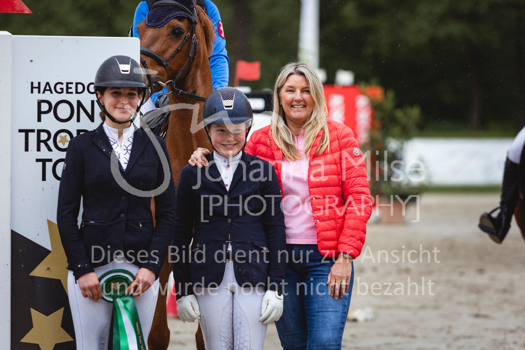 240504_PonyTrophy-320 | Deine schönsten Turniermomente als professionelle Fotos! Entdecke hochwertige Pferdesport-Fotografie im Online-Shop. Jetzt Fotos finden & bestellen!