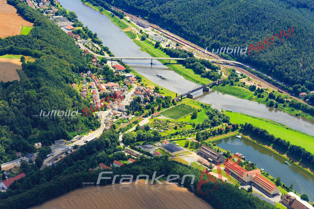 Luftbild von  Rathmannsdorf - Luftaufnahme wurde 2016 von https://frankenair.de mittels Flugzeug (keine Drohne) erstellt - die Geschenkidee