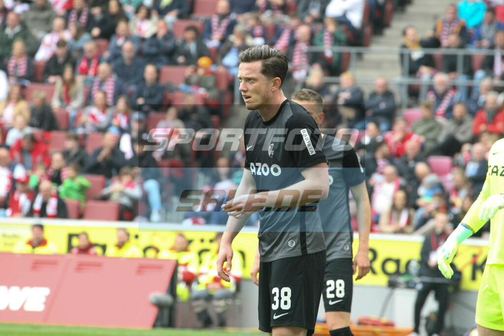 1. FC Köln - SC Freiburg | Michael Gregoritsch (38, Mitte) - © Sportfoto-Sale (MK) - Realisiert mit Pictrs.com